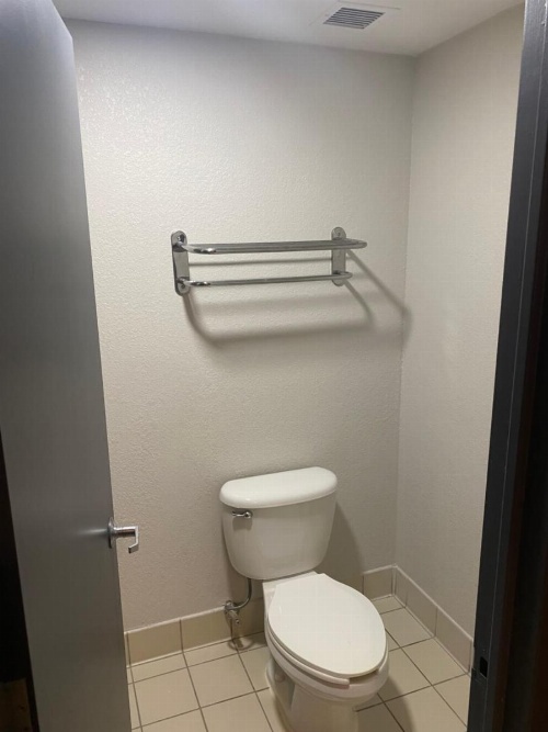 Quality Inn Spring Valley image 3